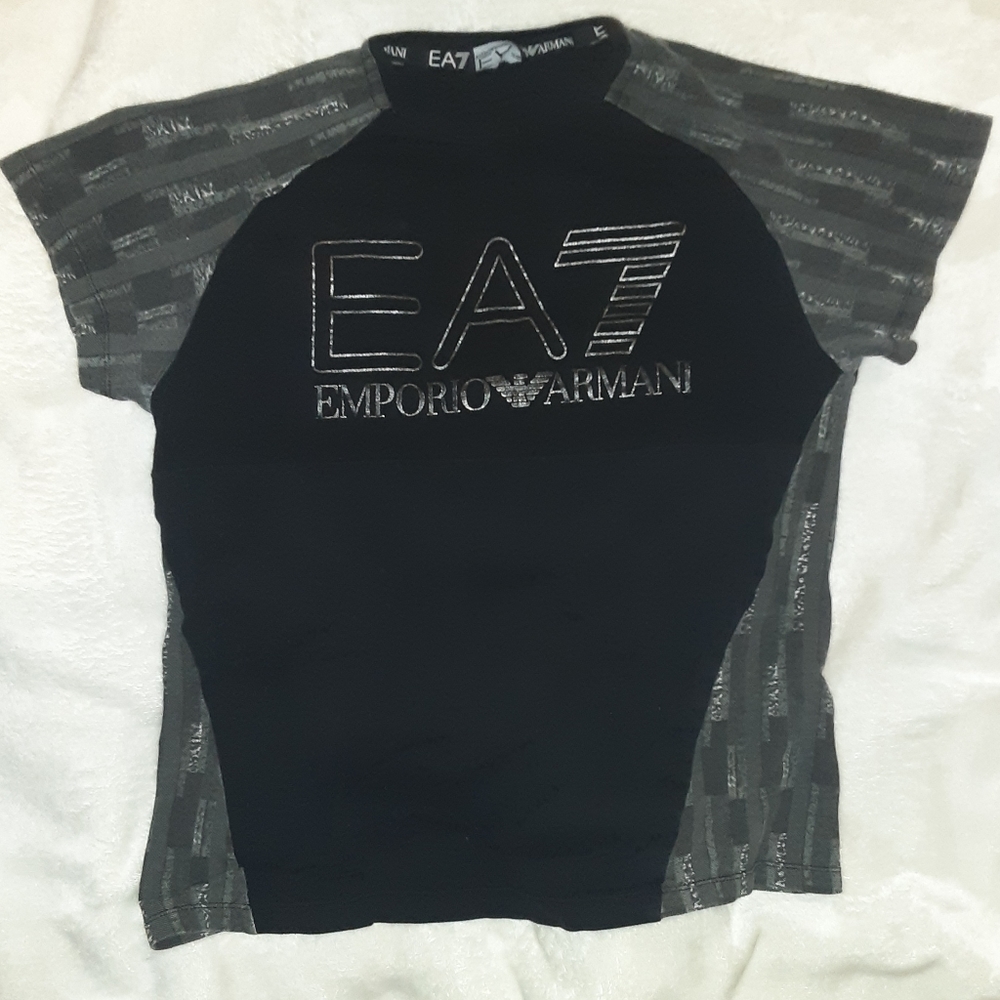 Black ⚫  T shirt 👕
